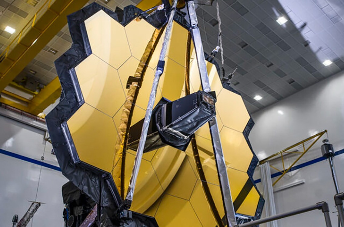 The James Webb Space Telescope discovers a distant, previously undiscovered galaxy