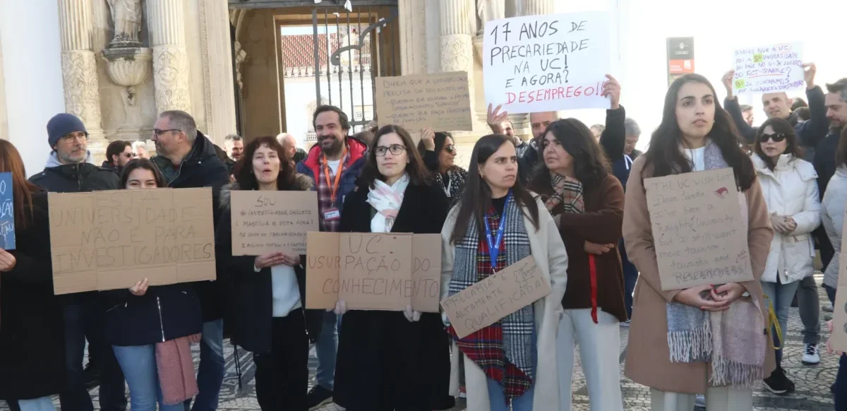 Manifestação Investigadores Da Uc Fig 4