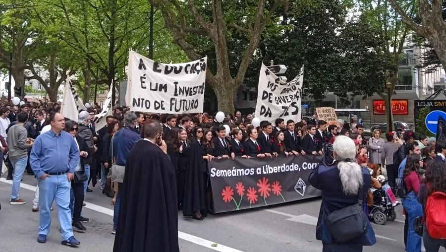25 De Abril Em Coimbra 1