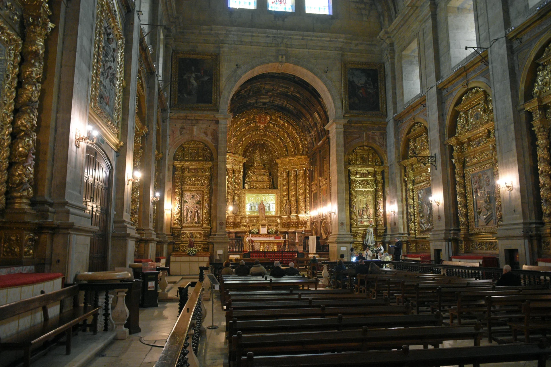Igreja Rainha Santa