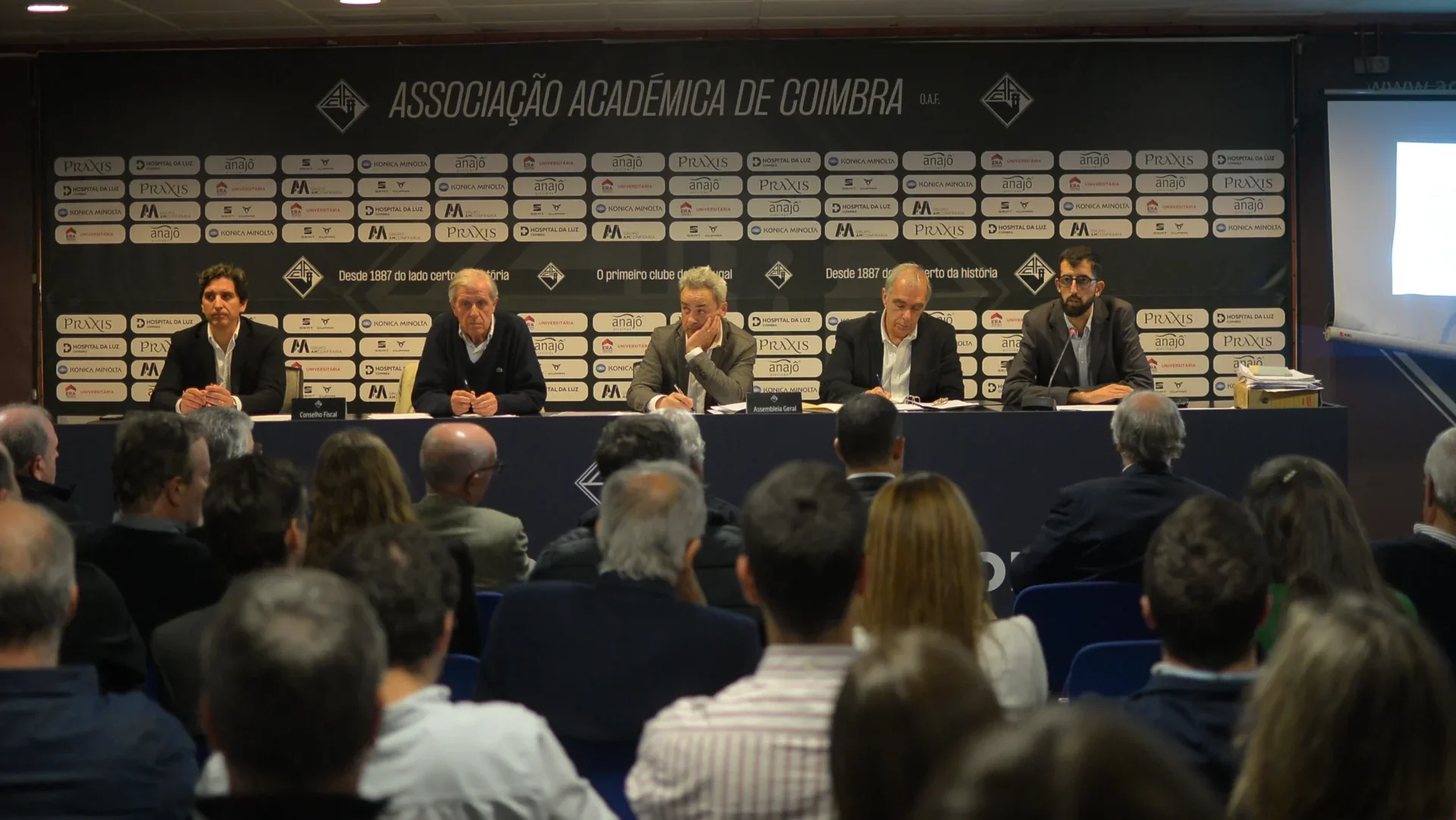 Ag Academica 13