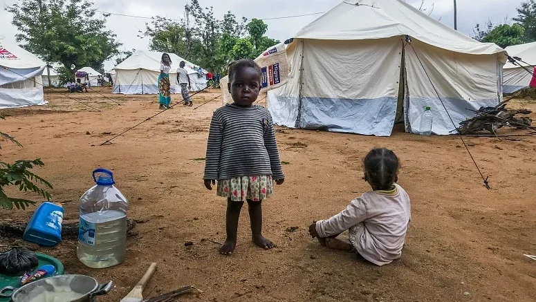 Crianças Pobreza Moçambique