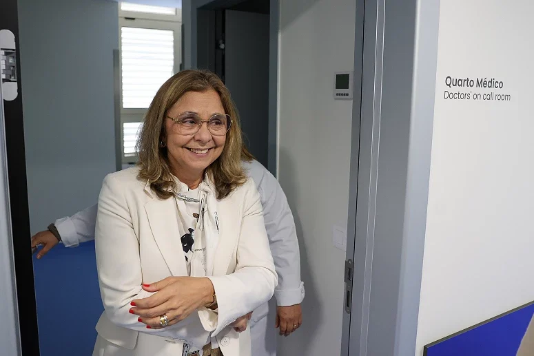 Ministra Ana Paula
