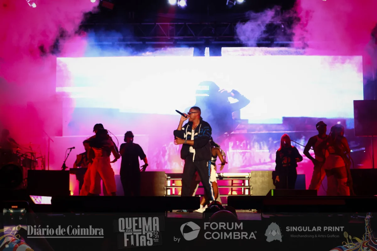 Queima Noite Dia 23 98