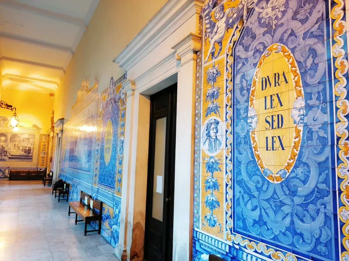 Tribunal De Coimbra 12