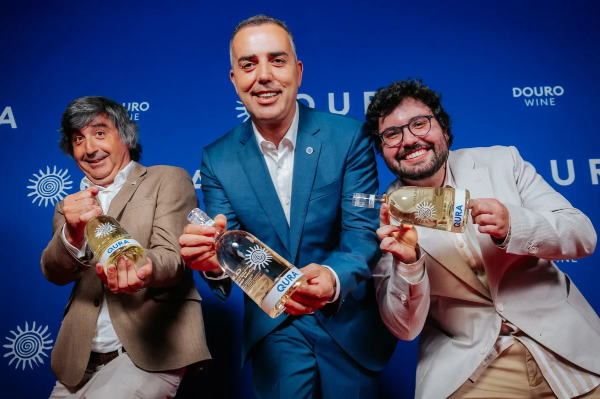 2 Qura Wine O Enólogo Jorge Alves Mário Rocha Produtor Do Qura E O Enólogo Pedro Alves