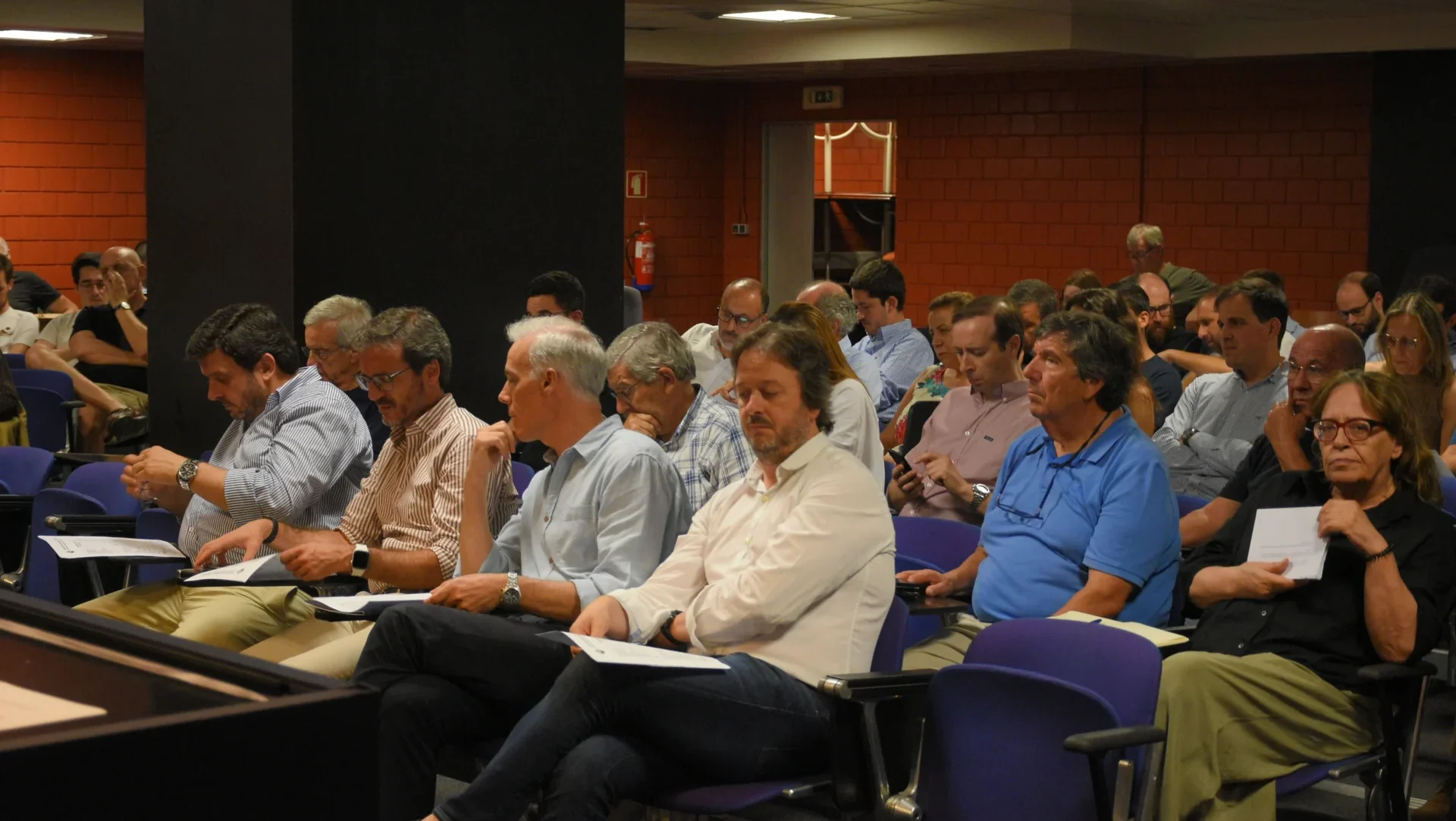 Assembleia 12