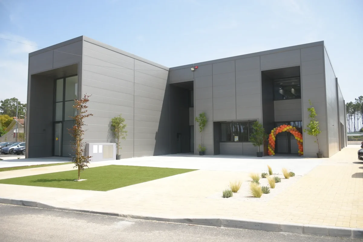 Centro Social Sanguinheira Inauguração Exterior