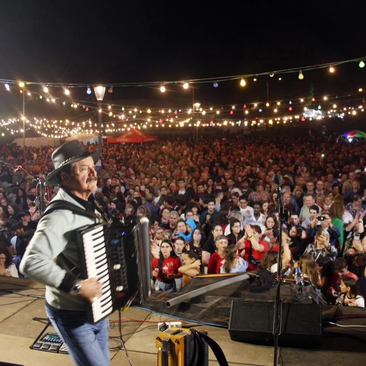 P11 Quim Barreiros No Santo António