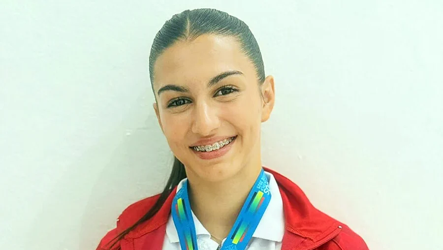 Ema Fernandes 1