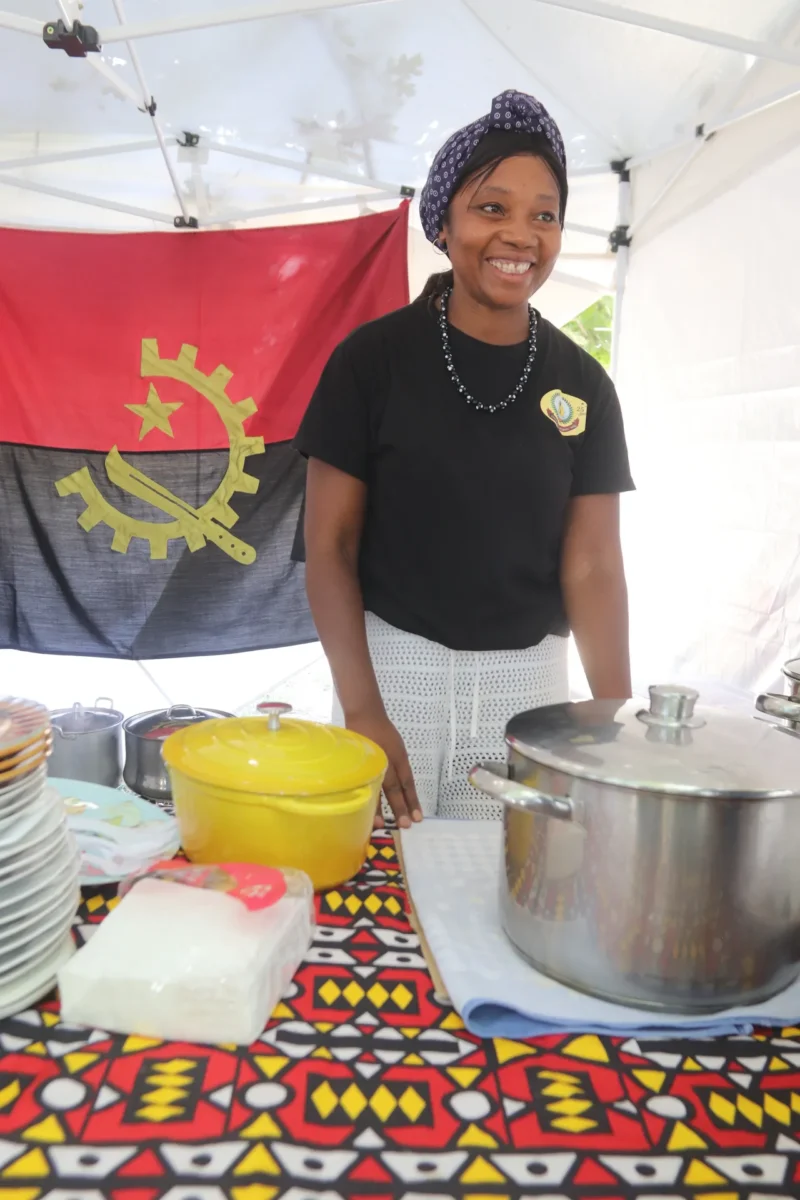 De Angola com amor e com o toque de Maria Nazareth Gomes