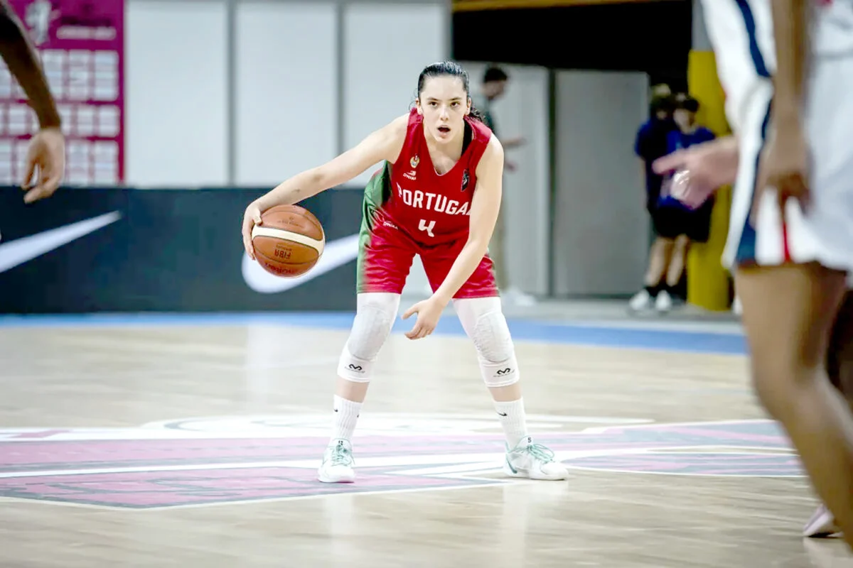 Rita Nazário Basket T