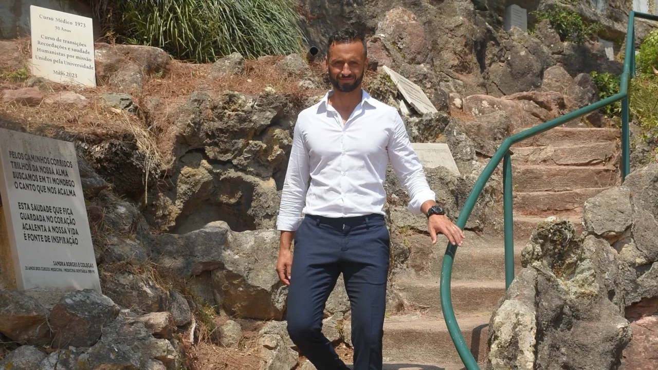Antonio Barbosa 28