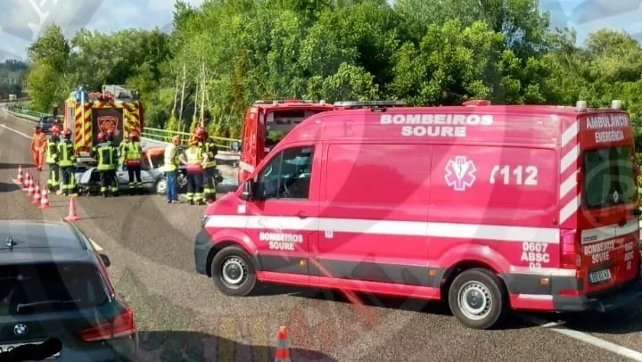 Colisão A1 Soure