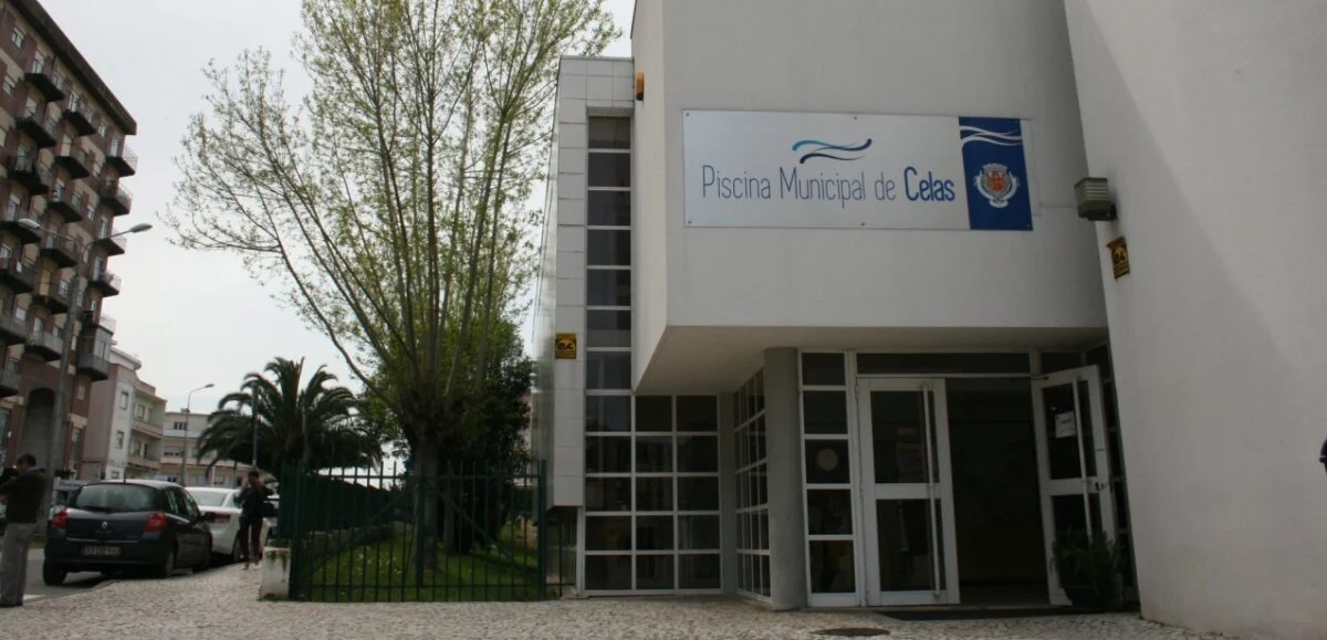 Piscina Municipal De Celas