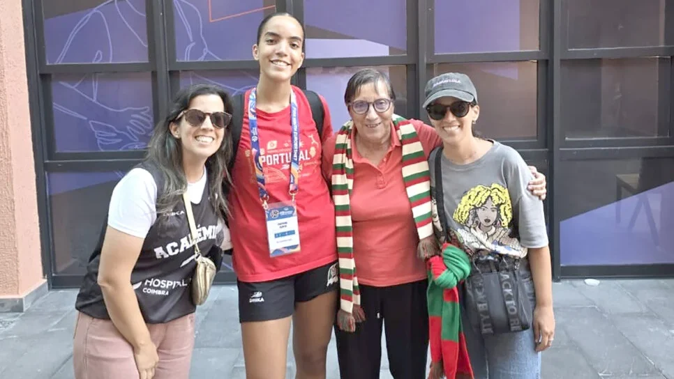 Maria Rebelo Família T