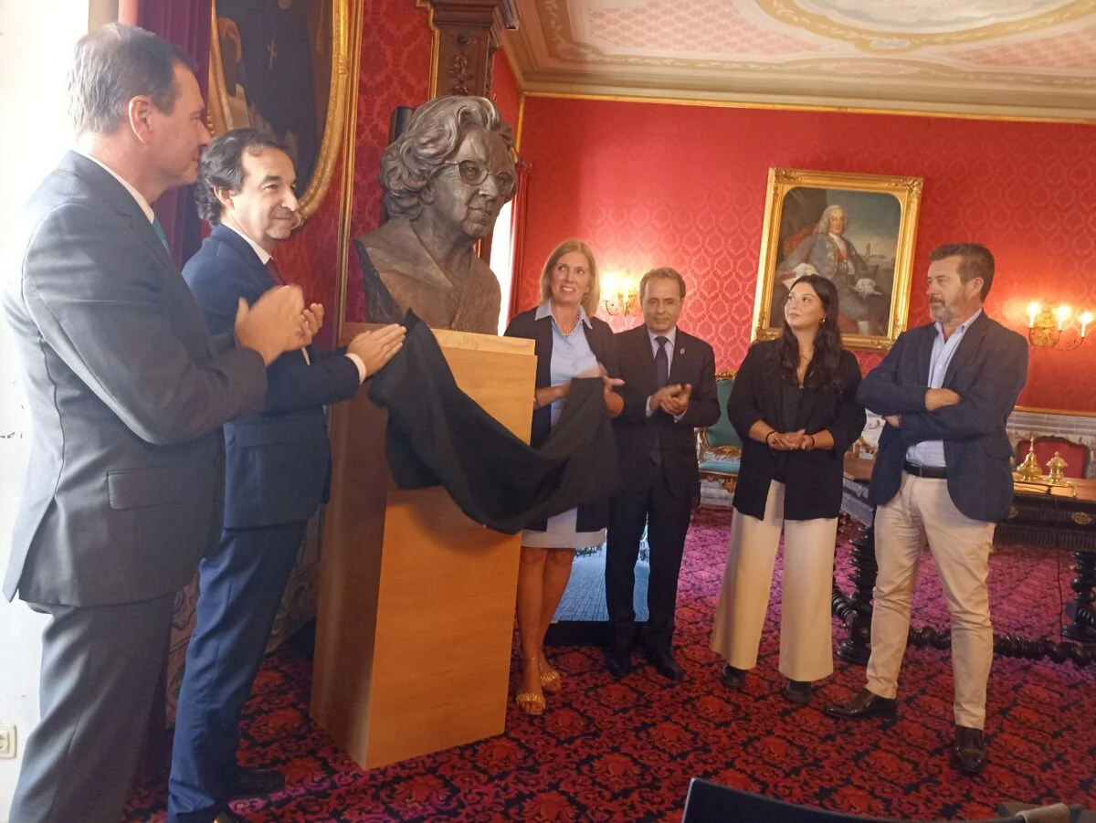 P5 Homenagem A Maria Helna Da Rocha Pereira