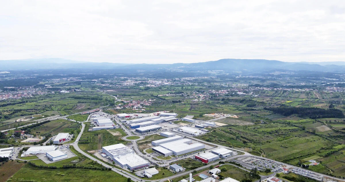P16 Zona Industrial Da Pedrulha T