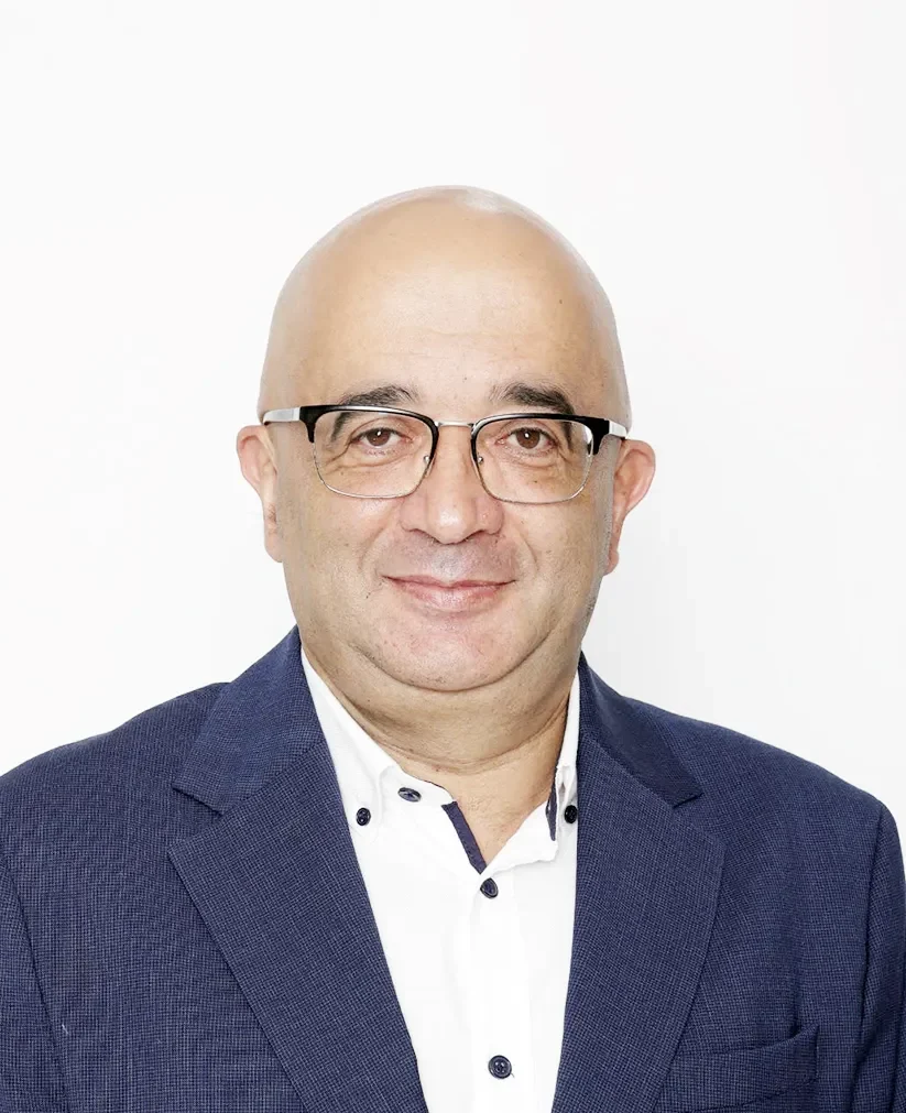 P24 1 Nelson Fernandes
