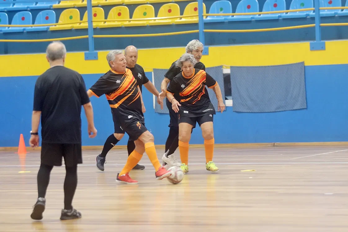 Reportagem Walking Football Fig 100