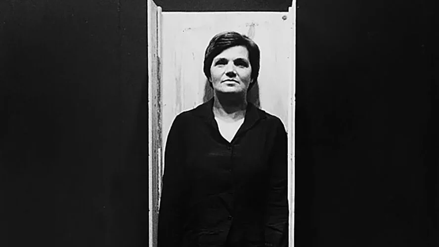Exposição De Tributo A Túlia Saldanha