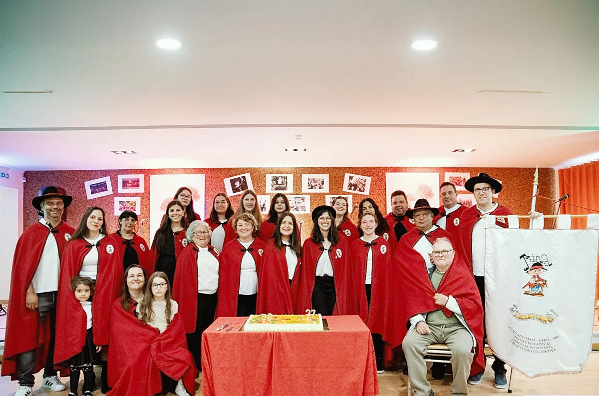 Harmonia E Tradições