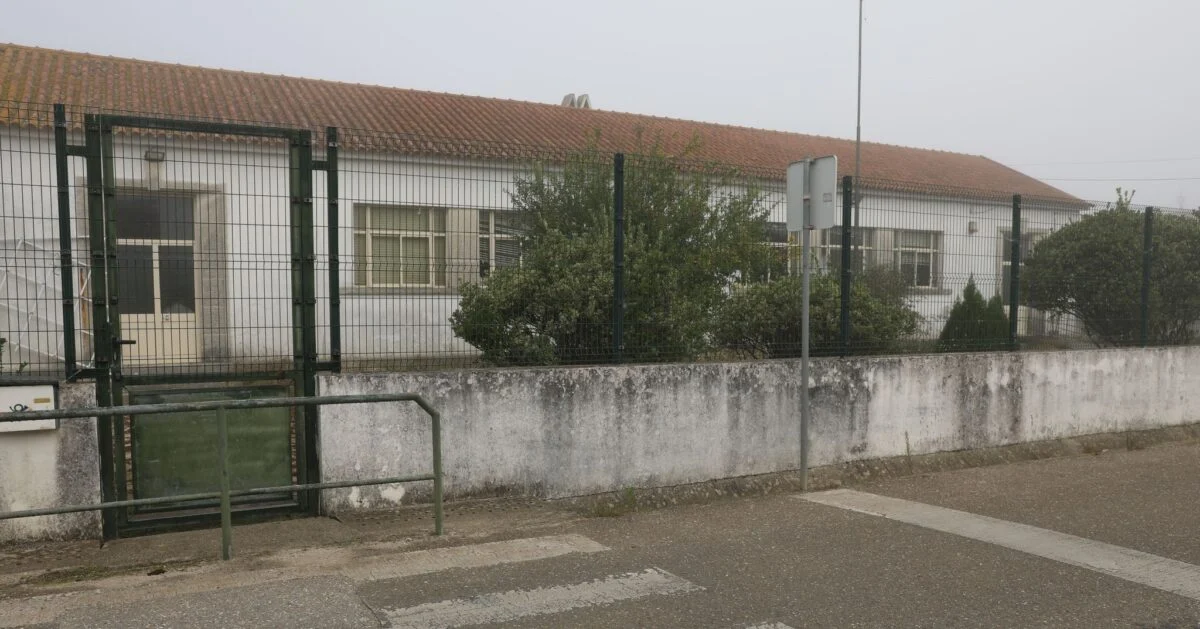 Antiga Escola Primária Póvoa Da Lomba