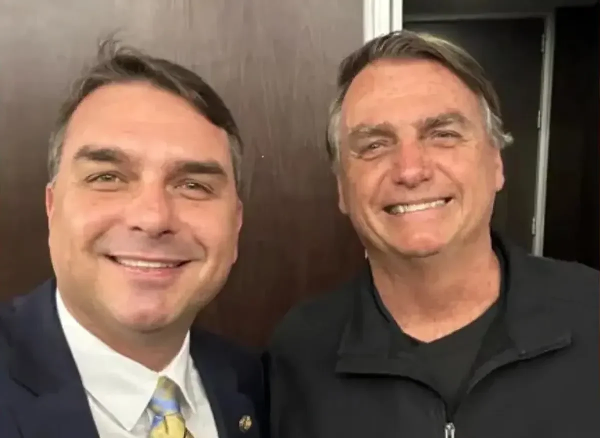 Flávio E Jair Bolsonaro