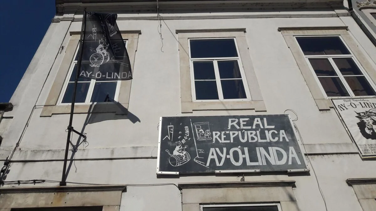 República Ay ó Linda