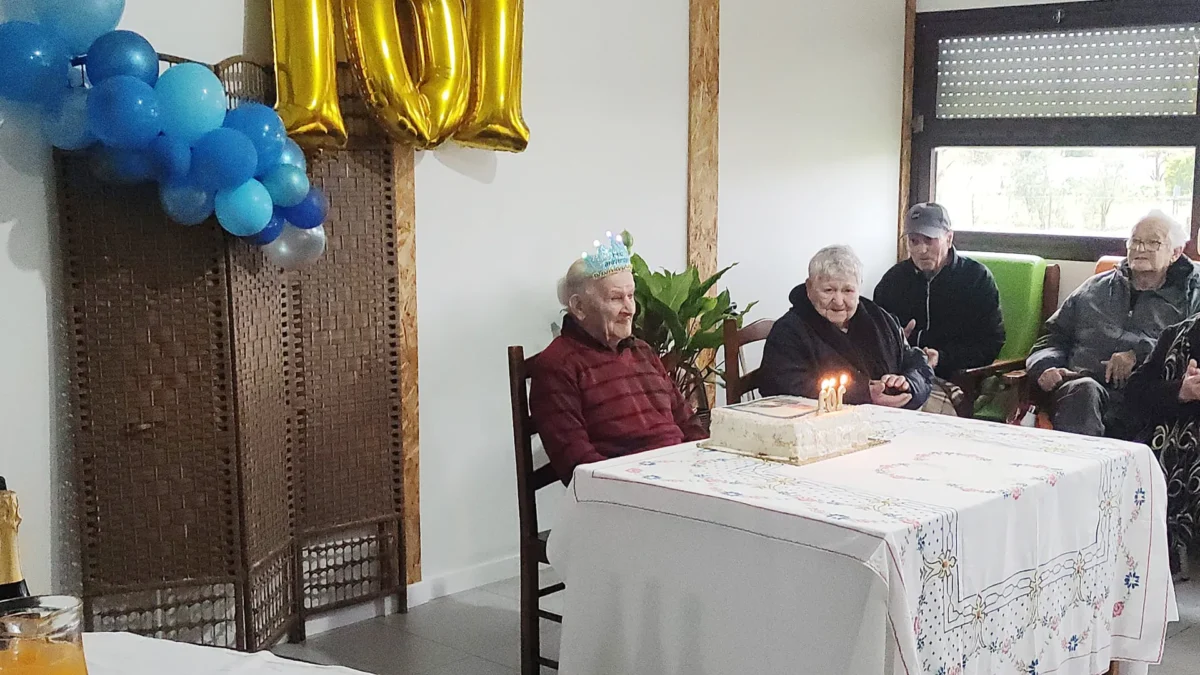 Alvaro Santos 101 Anos T