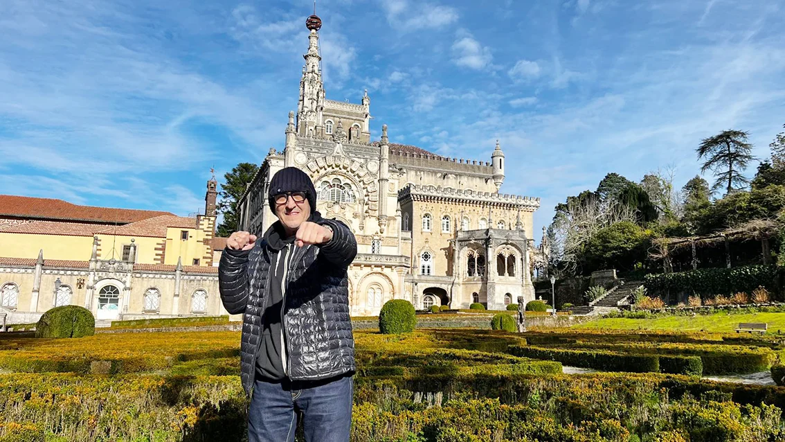 P16 Paulo Tochaq Junto Ao Palace Do Bussaco