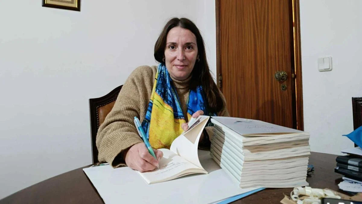 Apresentação Livro Arganil Claudia