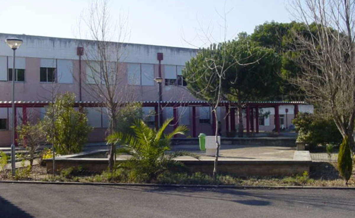 Escola Inês De Castro