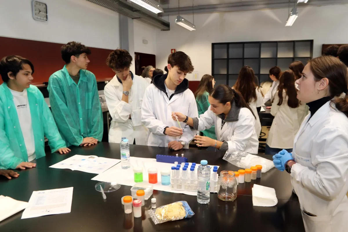 Mostra De Ensino Superior Na Brotero 2