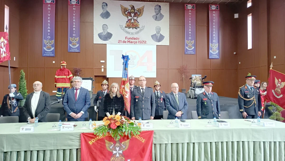 Bombeiros De Oliveira Do Hospital Celebram 104 Anos