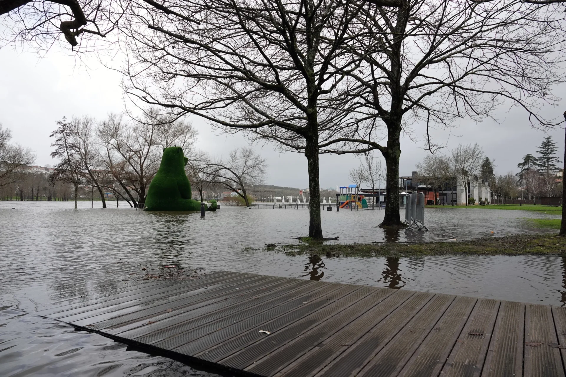 Parque Verde Inundado Pelas Cheias