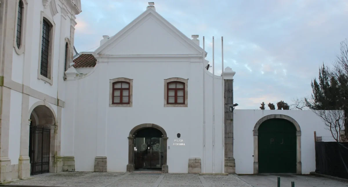 Pj Aveiro