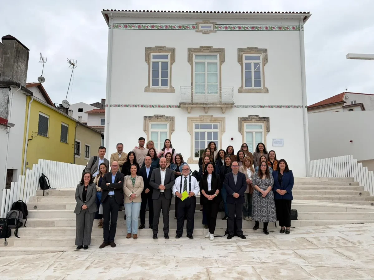 Encontro Sobre Descentralização Na Educação