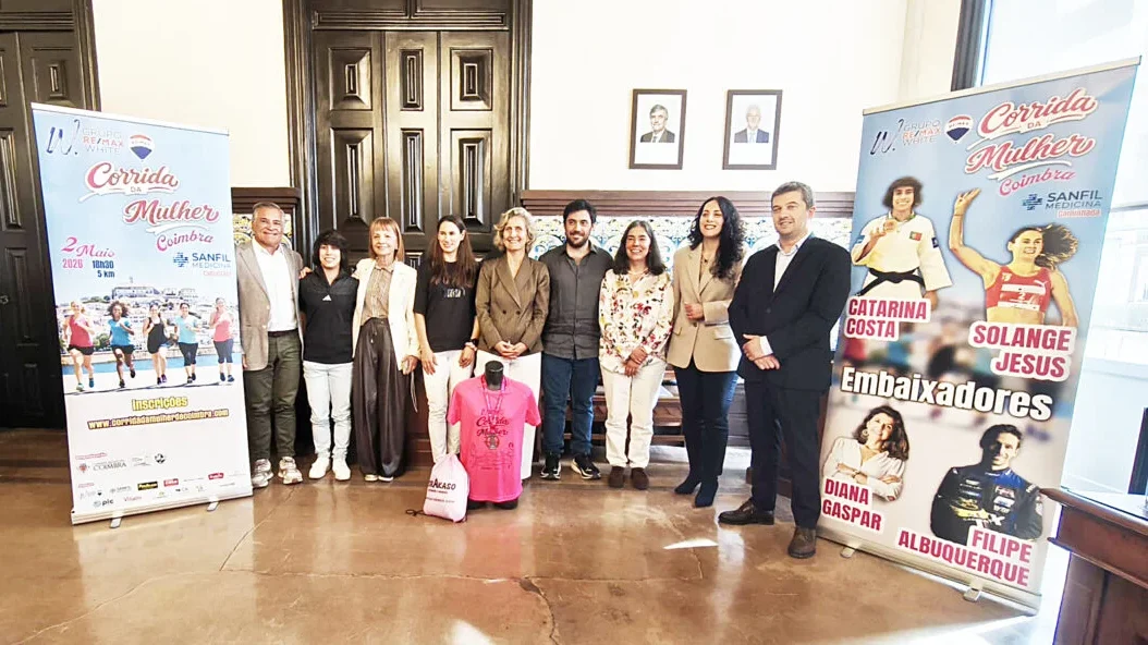 Foto Apresentação Corrida Da Mulher T