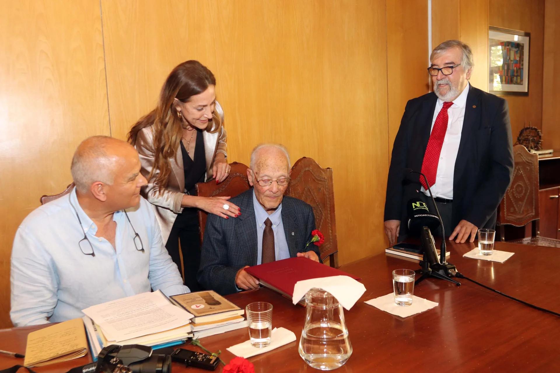 Homenagem A Varela Pècurto Fig 3