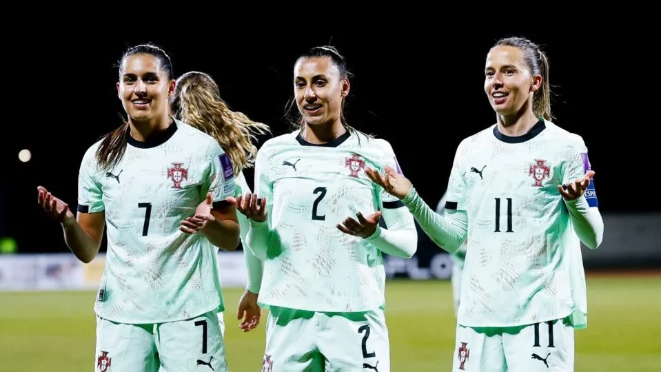 Letonia Portugal Feminino