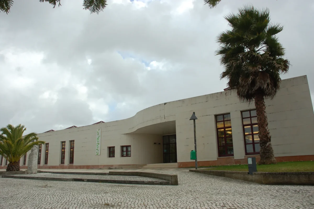 biblioteca De Cantanhede