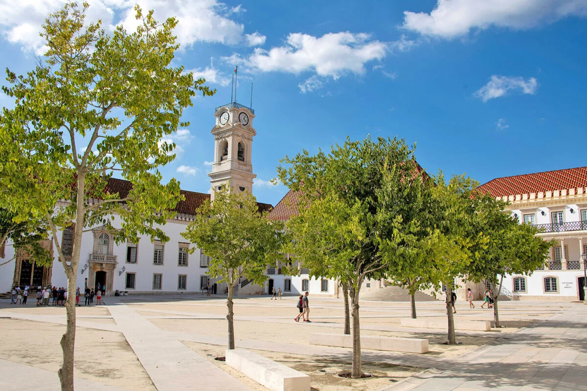 P7 Pátio Das Escolas Universidade De Coimbra Dcm
