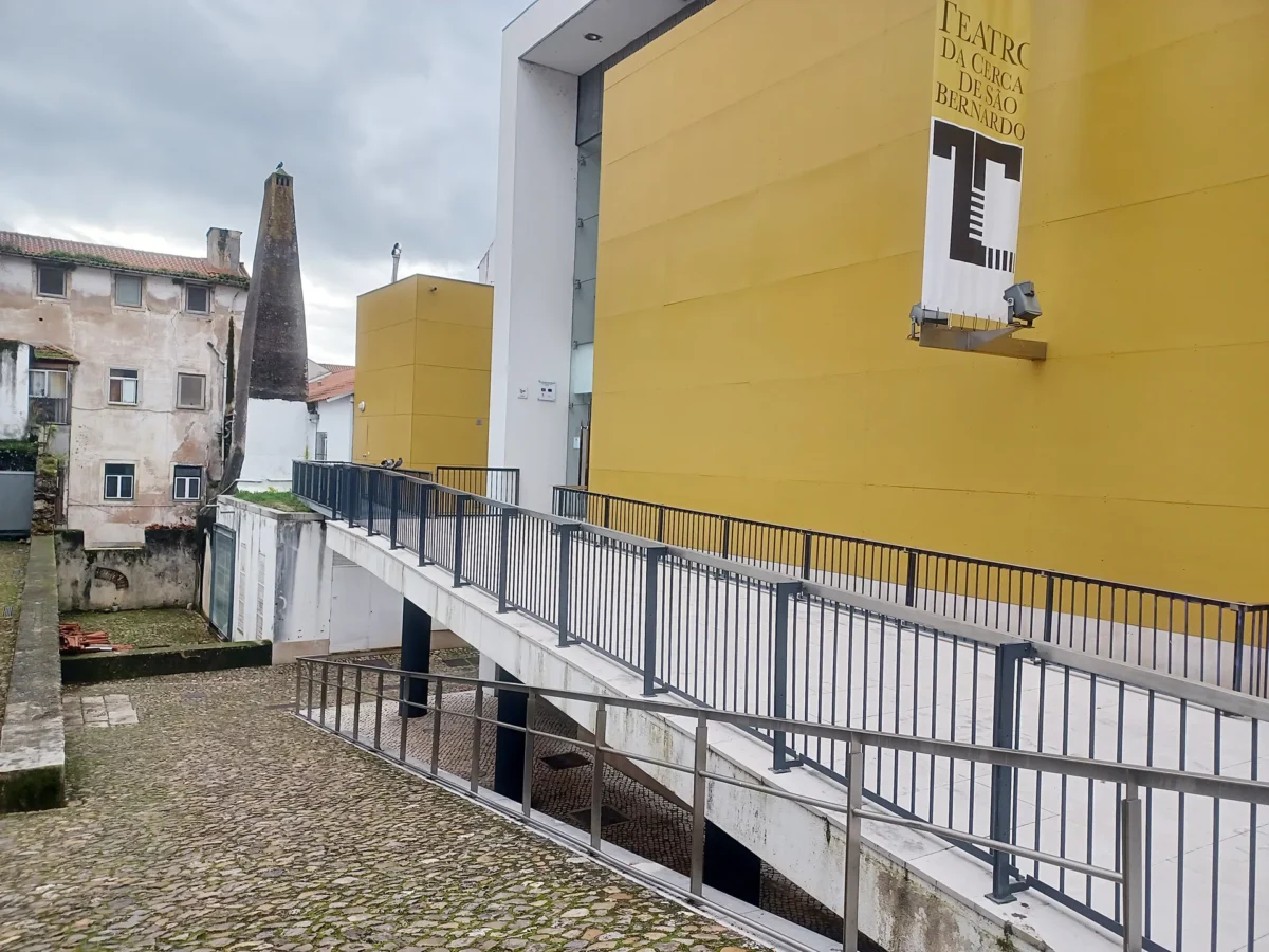 Teatro Da Cerca
