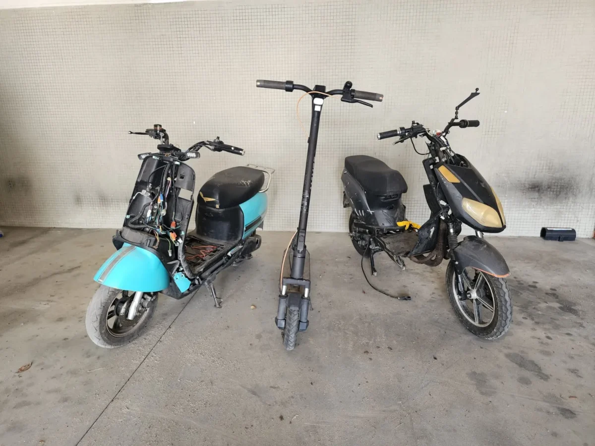 Apreende Veículos