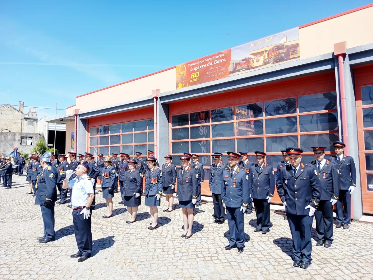 Bombeiros Lagares Da Beira T