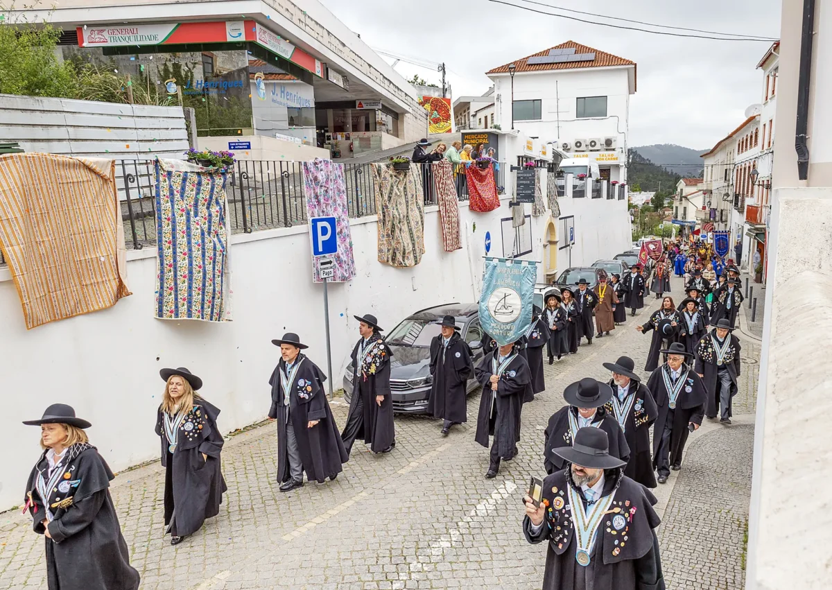 Desfile Confraria Da Lampreia