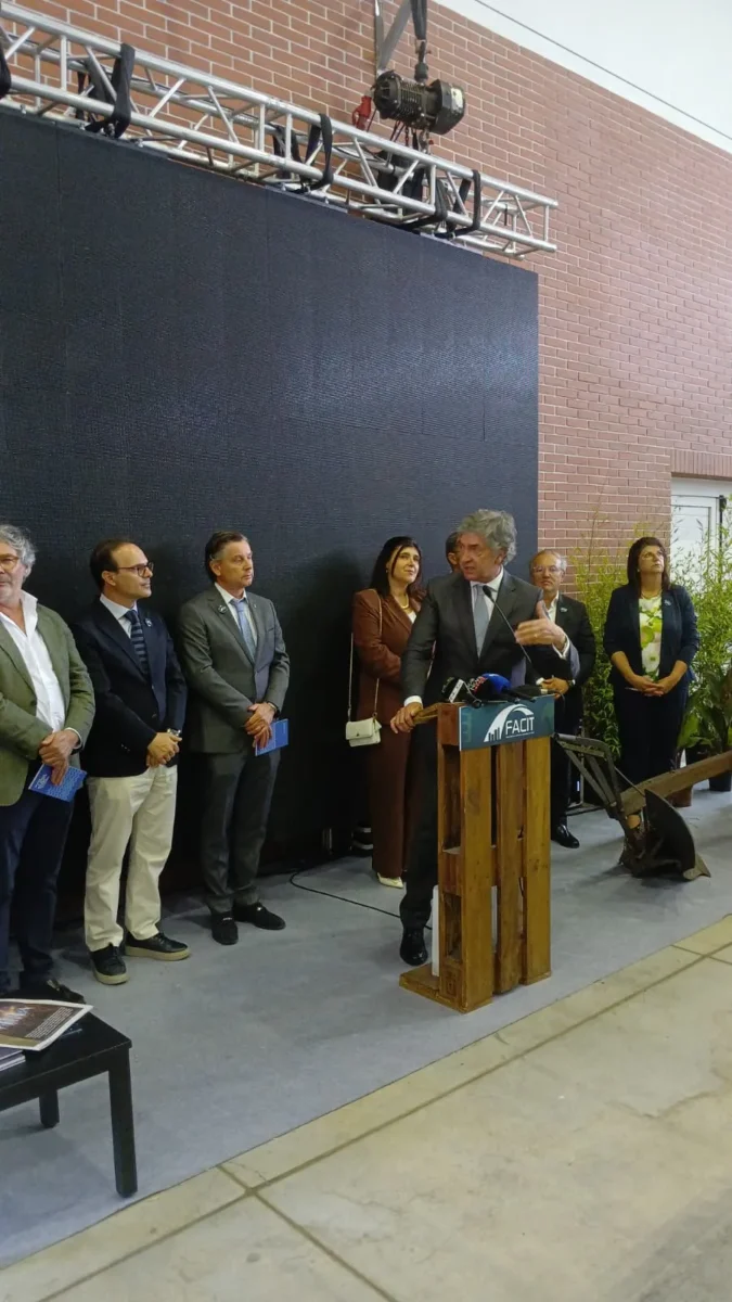 Inauguração Facit 6