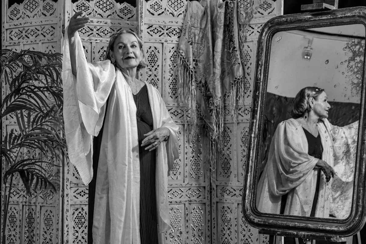Lily Neves