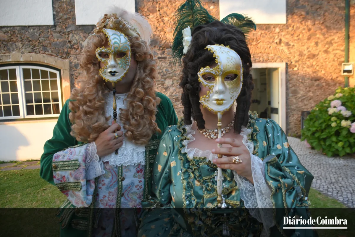 Mascaras 27